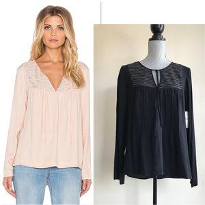 NWT Ella Moss Stella Keyhole Neckline Top M